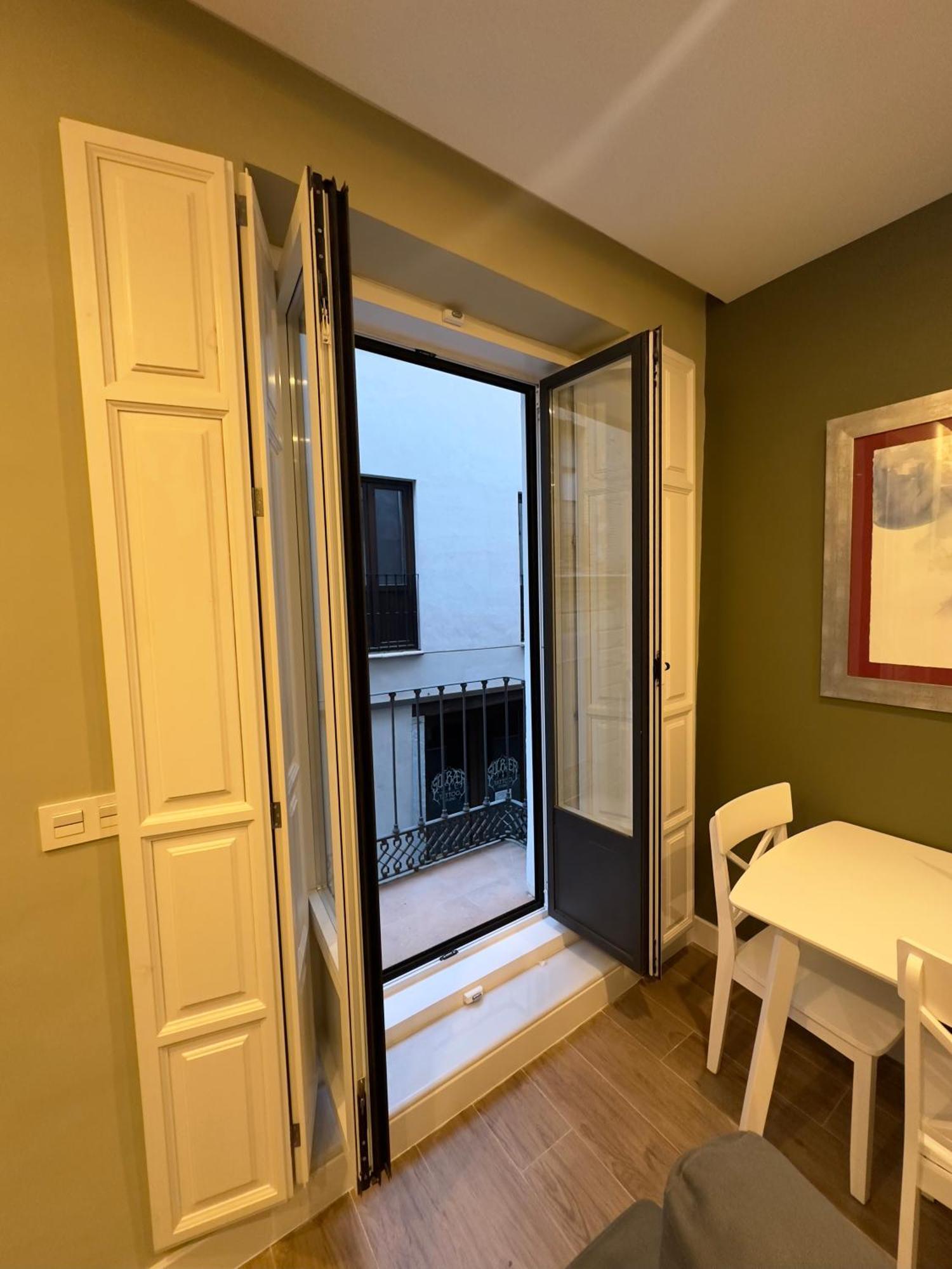 Apartamentos Anaya,1º,2º En Pleno Centro De Granada Buitenkant foto
